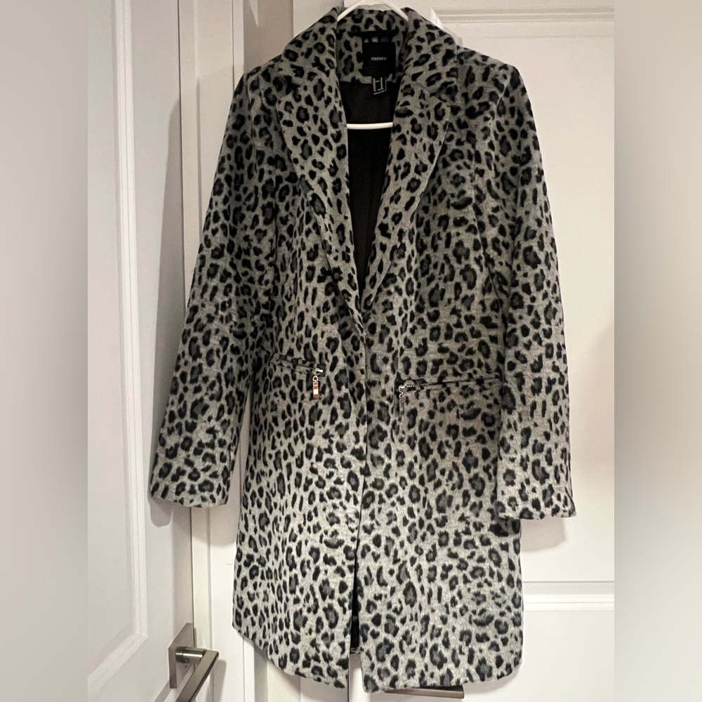 Forever 21 Gray Leopard Print Teddy Jacket